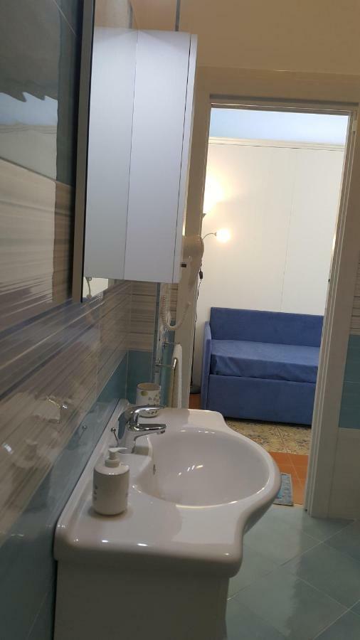 Acquamarina Accommodation マッサ・ルブレンセ エクステリア 写真